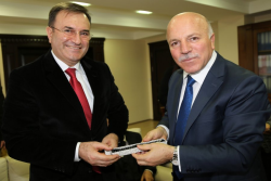 SK Genel Mdr Altay, Bakan Sekmen'i Ziyaret Etti